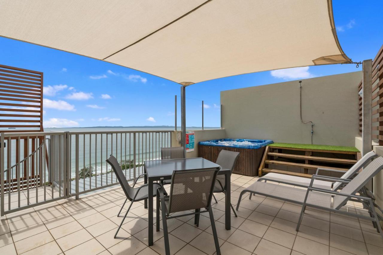 On The Beach Resort Bribie Island Woorim Exterior photo